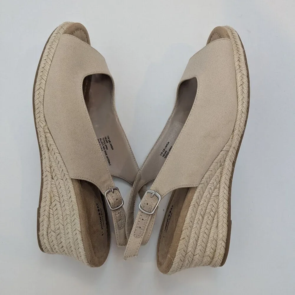 St. Johns Bay Tan Wedge Sandals, Sz 11
